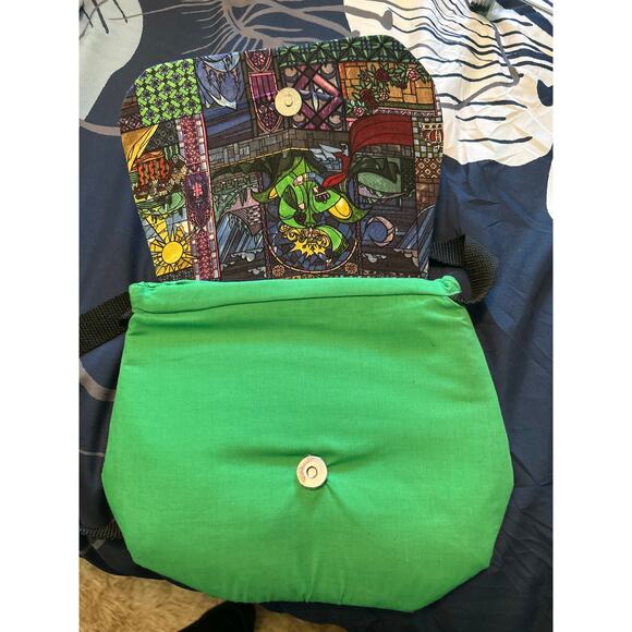 EUC Disney Shoulder Bag Purse Disney Characters Snaps 10"x8" 12" Strap - Picture 3 of 4